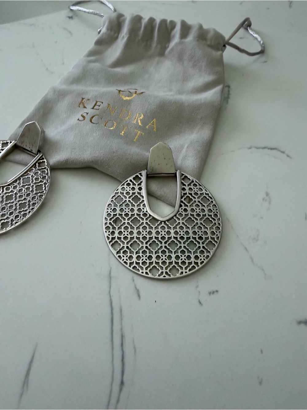Kendra Scott Silver Filigree Disc Drop Earrings